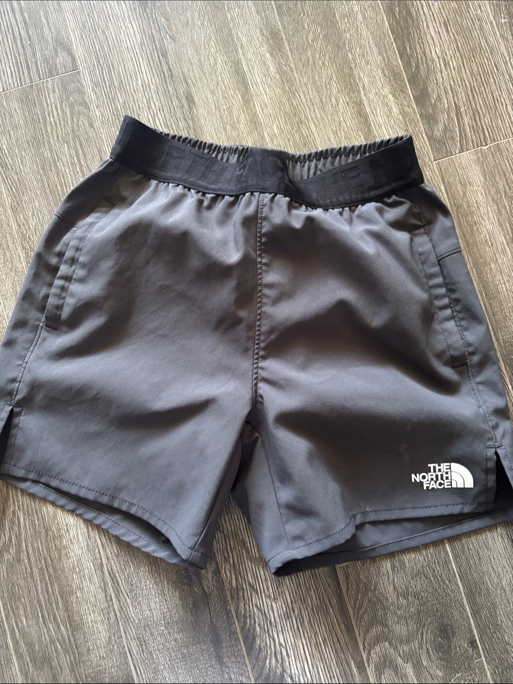 TNF BOYS 7